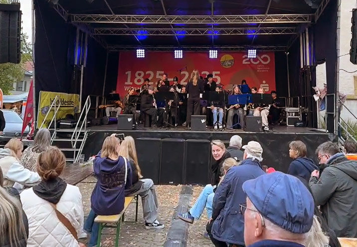 Stiftsmarkt Auftritt der Bigband 2025